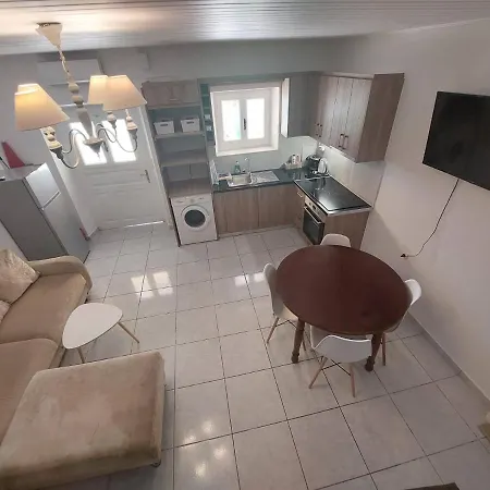 Alegria House 150m From The Beach * Gouvia